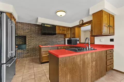 Kitchen - 1710 W Marquette St, Appleton, WI 54914 photo 3 of 4