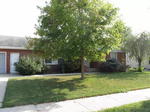 Exterior - 1047 E Pershing St, Appleton, WI 54911 photo 8 of 8