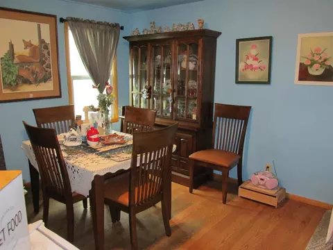 Dining - 1047 E Pershing St, Appleton, WI 54911 photo 1 of 2