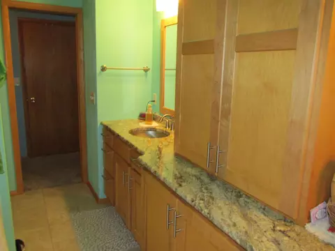 Bath - 1047 E Pershing St, Appleton, WI 54911 photo 3 of 3
