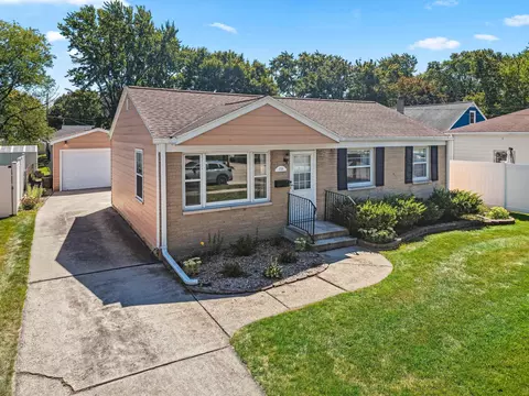 1739 12th Ave, Green Bay, WI 54304