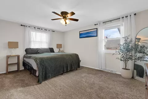 Bedroom - 546 E Coolidge Ave, Appleton, WI 54915 photo 1 of 3