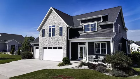 Exterior - n9335 Varsity Lane, Appleton, WI 54915 photo 7 of 8