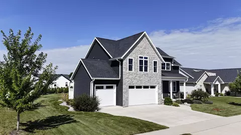 Exterior - n9335 Varsity Lane, Appleton, WI 54915 photo 5 of 8