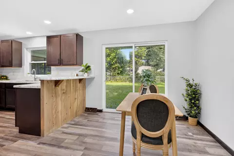 Dining - 1030 Devonshire Dr, Oshkosh, WI 54902 photo 1 of 2