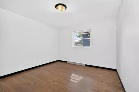 Bedroom - 1030 Devonshire Dr, Oshkosh, WI 54902 photo 1 of 7