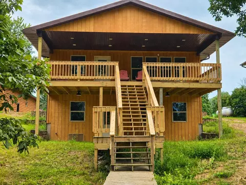 e7708 Cut-off Road, New London, WI 54961