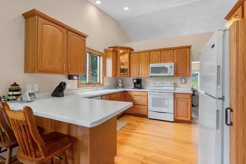 Kitchen - 1912 E Sylvan Ave, Appleton, WI 54915 photo 3 of 3