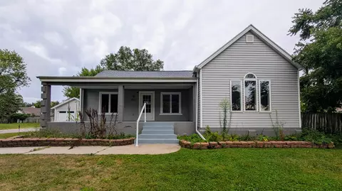 4013 Michigan Ave, Manitowoc, WI 54220