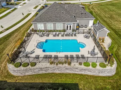 Exterior - 2179 E Baldeagle Dr, Appleton, WI 54913 photo 9 of 10