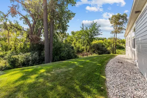 Exterior - 2179 E Baldeagle Dr, Appleton, WI 54913 photo 2 of 10