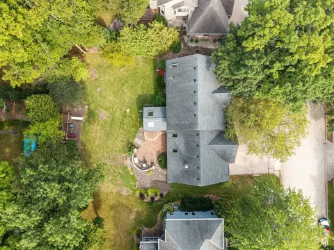 View/Area - 918 E Kramer Ln, Appleton, WI 54915 photo 1 of 7