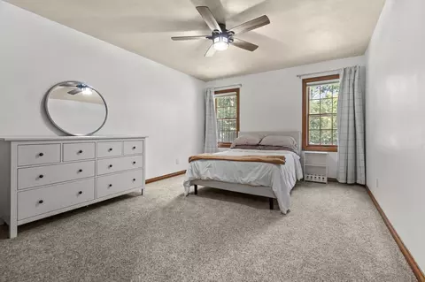 Bedroom - 918 E Kramer Ln, Appleton, WI 54915 photo 3 of 8