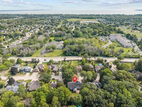 View/Area - 918 E Kramer Ln, Appleton, WI 54915 photo 5 of 7