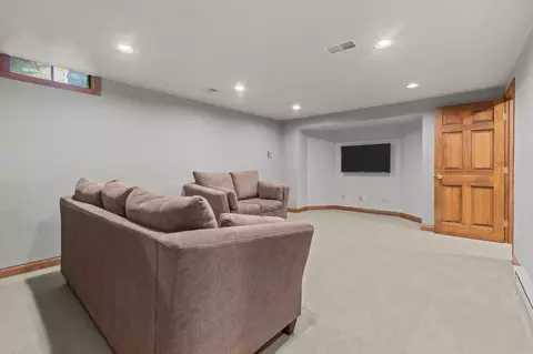 Living - 918 E Kramer Ln, Appleton, WI 54915 photo 5 of 5