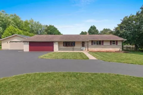 6501 Sunset Dr, Two Rivers, WI 54241