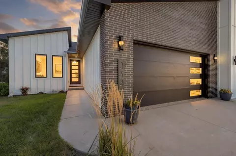 363 Aldon Cir, Ashwaubenon, WI 54304