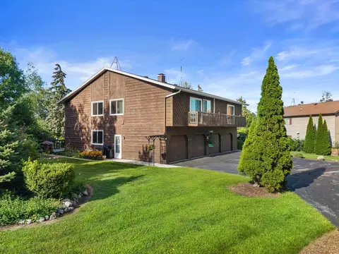 2626 Cross Creek Dr #D, Sheboygan, WI 53081
