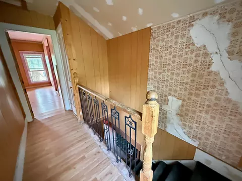 Entry Way - 145 E Union St, Berlin, WI 54923 photo 8 of 13