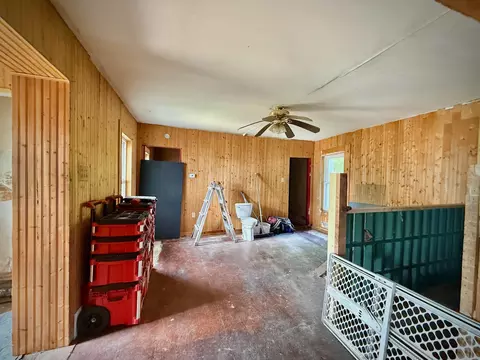 Living - 145 E Union St, Berlin, WI 54923 photo 4 of 4