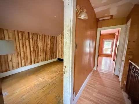 Entry Way - 145 E Union St, Berlin, WI 54923 photo 12 of 13