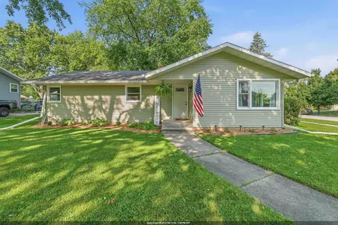 698 Martin Ave, Fond Du Lac, WI 54935