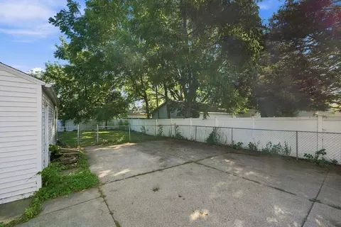 Exterior - 413 E Irving Ave, Oshkosh, WI 54901 photo 4 of 7