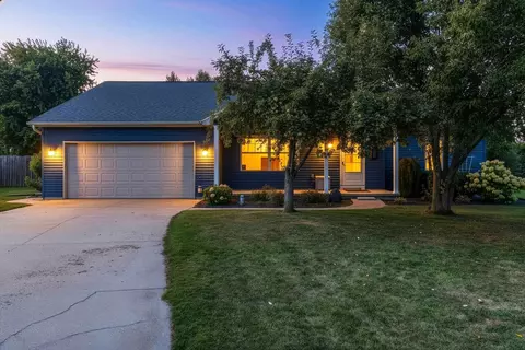 n1747 Hot Springs Court, Greenville, WI 54942