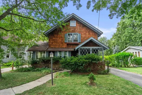 Exterior - 1729 N Oneida St, Appleton, WI 54911 photo 2 of 8