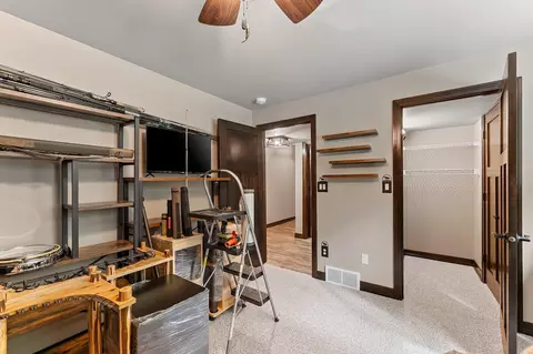 Bedroom - 863 Maple Leaf Trl, Sobieski, WI 54171 photo 8 of 8