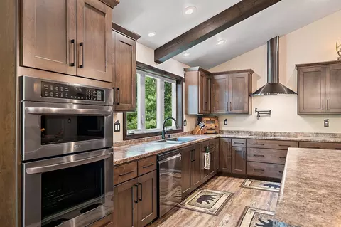 Kitchen - 863 Maple Leaf Trl, Sobieski, WI 54171 photo 8 of 12