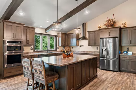 Kitchen - 863 Maple Leaf Trl, Sobieski, WI 54171 photo 9 of 12