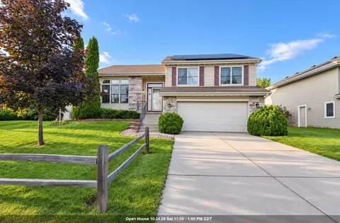 8414 Red Granite Rd, Madison, WI 53719
