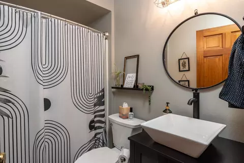 Bath - n174 Pinecrest Boulevard, Appleton, WI 54915 photo 1 of 1