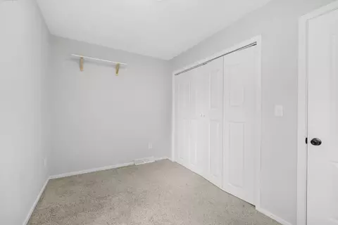 Bedroom - n2579 Hample Road, Appleton, WI 54913 photo 4 of 8