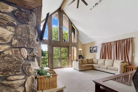 Living - n2579 Hample Road, Appleton, WI 54913 photo 4 of 5