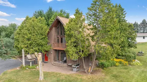 Exterior - n2579 Hample Road, Appleton, WI 54913 photo 2 of 24