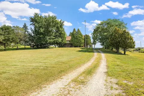Exterior - n2579 Hample Road, Appleton, WI 54913 photo 5 of 24