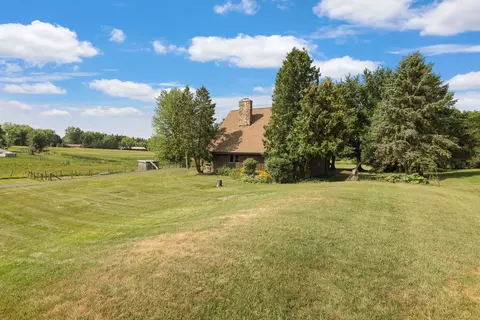 Exterior - n2579 Hample Road, Appleton, WI 54913 photo 15 of 24
