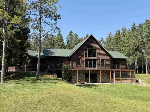 w9150 Forevergreen Court, Hortonville, WI 54944