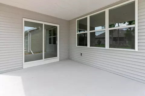 Exterior - 3764 E Callalilly Ln, Appleton, WI 54913 photo 2 of 4