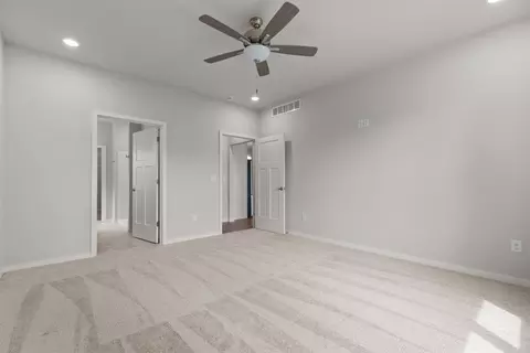 Bedroom - 3764 E Callalilly Ln, Appleton, WI 54913 photo 1 of 3