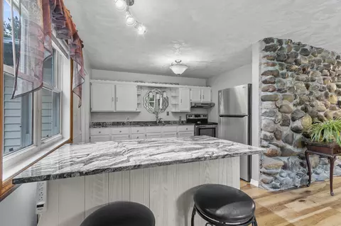 Kitchen - n7396 Mazor Road, Crivitz, WI 54114 photo 2 of 3