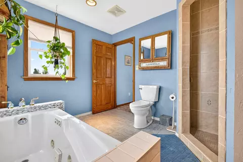 Bath - w6096 County Road O, Appleton, WI 54913 photo 3 of 6