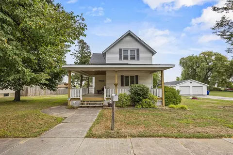 110 S Cranberry Ave, Peshtigo, WI 54157