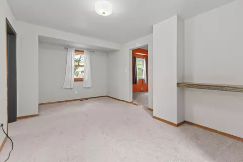 Living - 1516 W Lawrence St, Appleton, WI 54914 photo 5 of 6