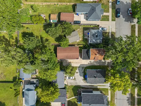View/Area - 1516 W Lawrence St, Appleton, WI 54914 photo 3 of 8