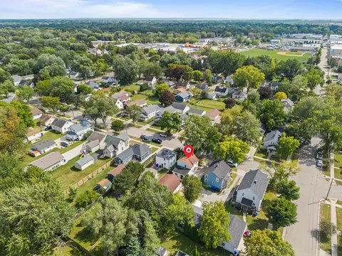 View/Area - 1516 W Lawrence St, Appleton, WI 54914 photo 4 of 8