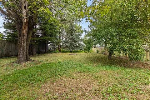 Exterior - 1516 W Lawrence St, Appleton, WI 54914 photo 6 of 6