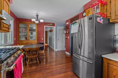 Kitchen - 807 W Parkway Blvd, Appleton, WI 54914 photo 3 of 5